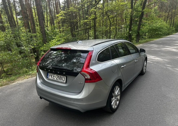 Volvo V60 cena 41000 przebieg: 208000, rok produkcji 2014 z Kępno małe 232